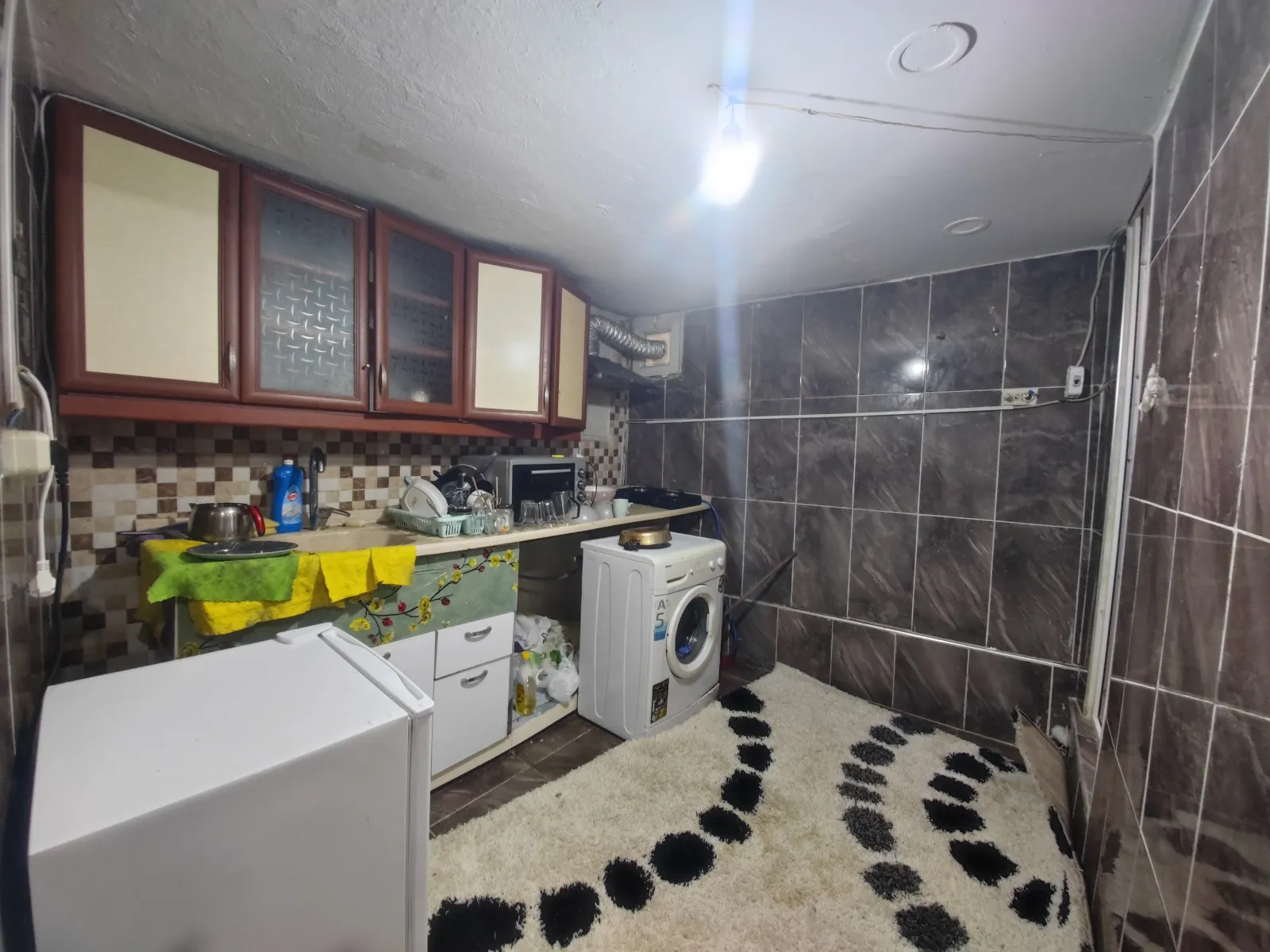 KİRAZLIDA METRO YAKINI BAĞIMSIZ GİRİŞLİ 1+1 DAİRE VİDEOLU İLAN